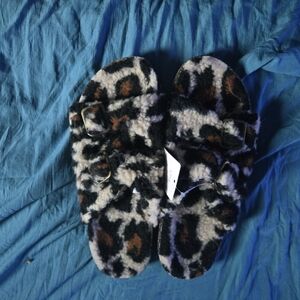 Secret Treasure Leopard Sandals